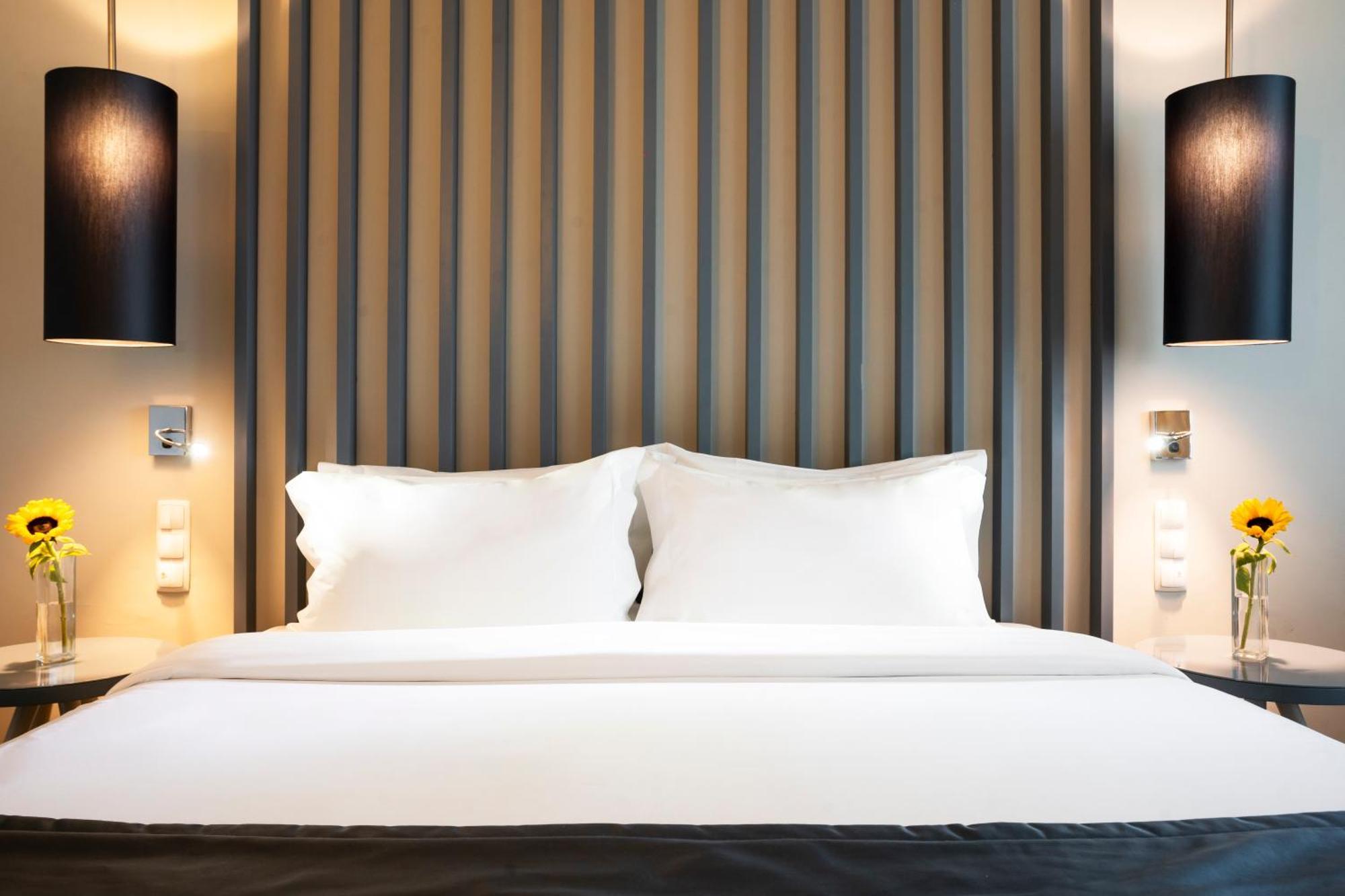 Comfort Queen Room,1433379337:JPEG