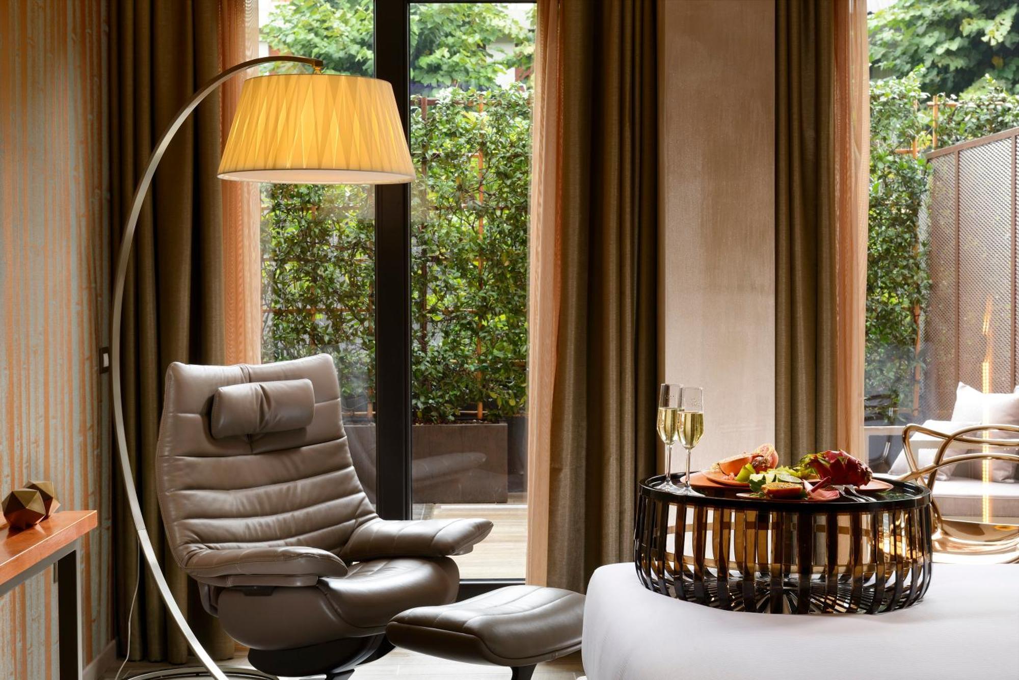 Junior Suite Private Garden