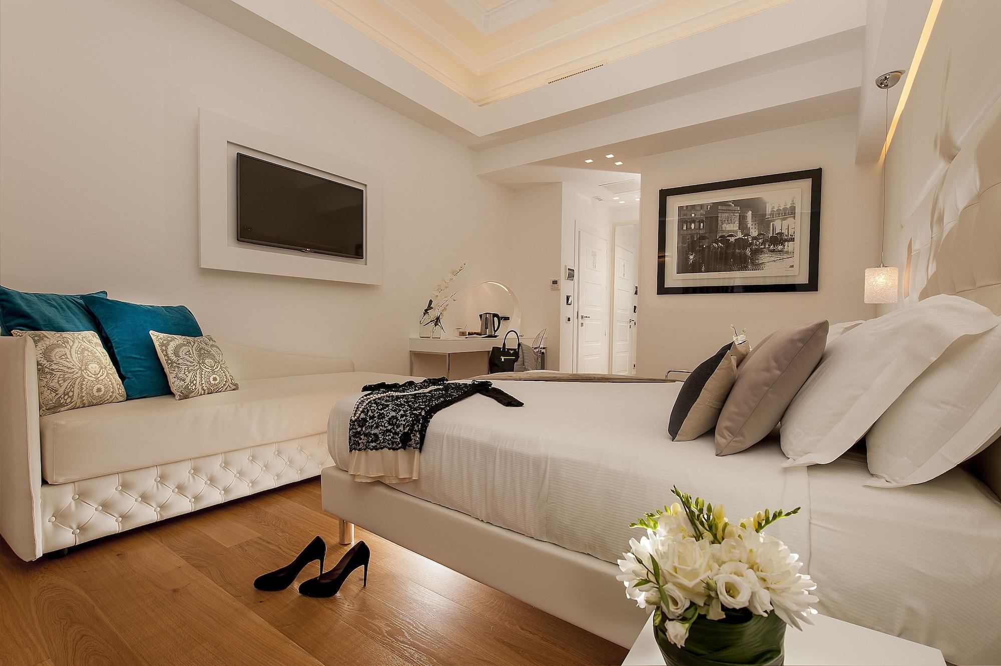 Deluxe Double or Twin Room,1209445684:JPEG