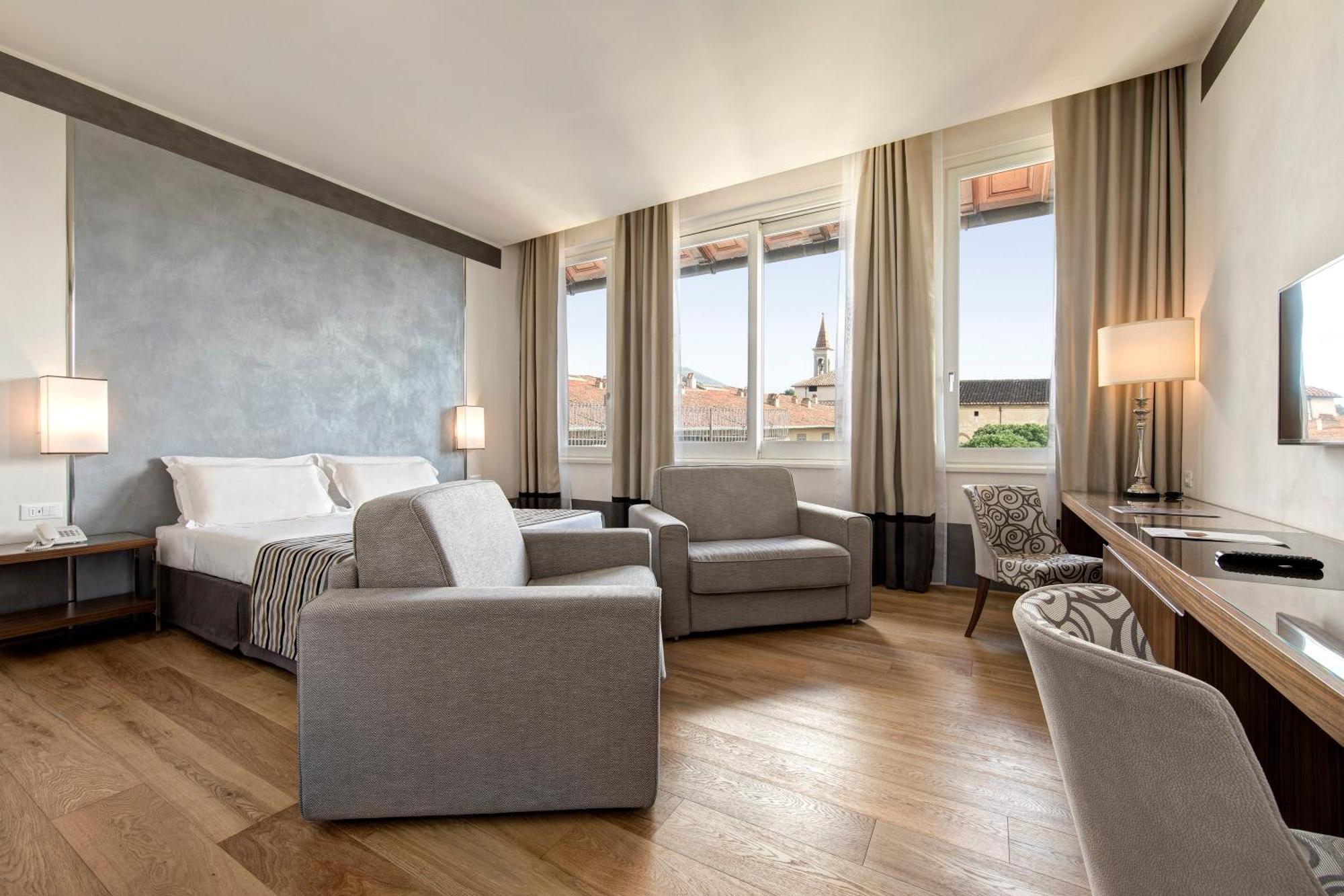 Junior Suite Garden View