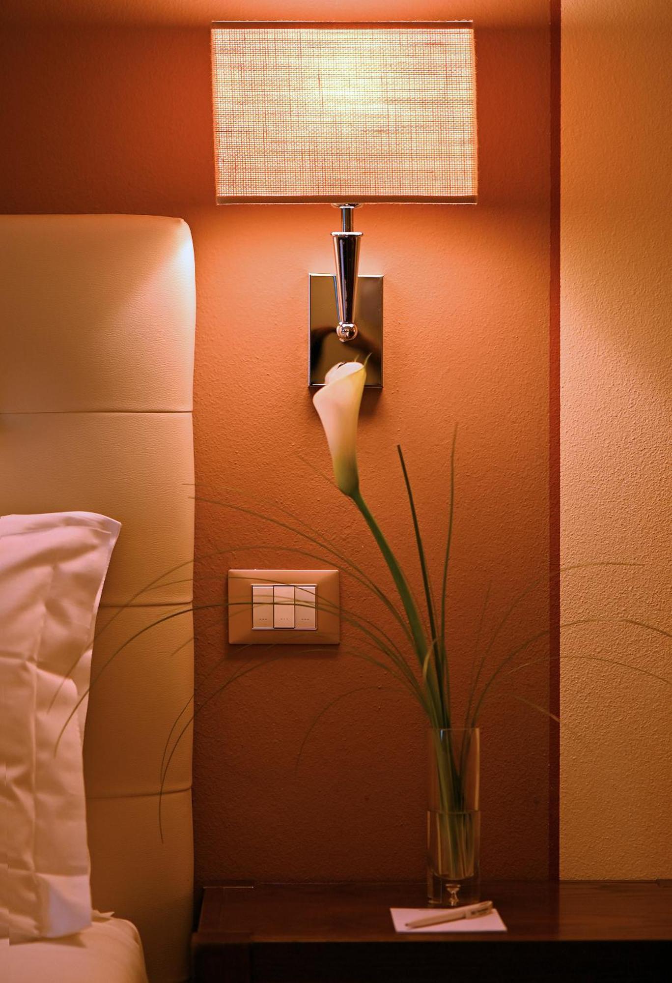 Classic King Room,1274656042:JPEG