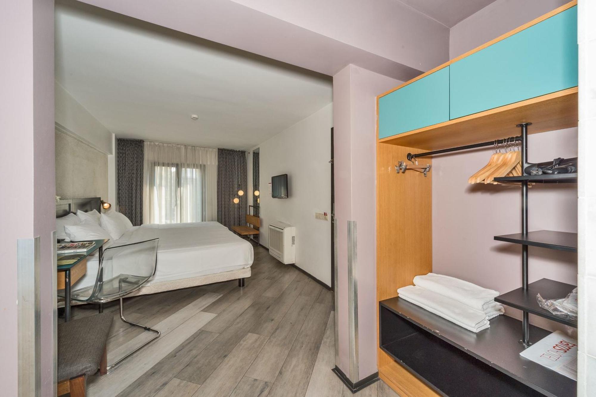 Deluxe Triple Room,1558462603:JPEG