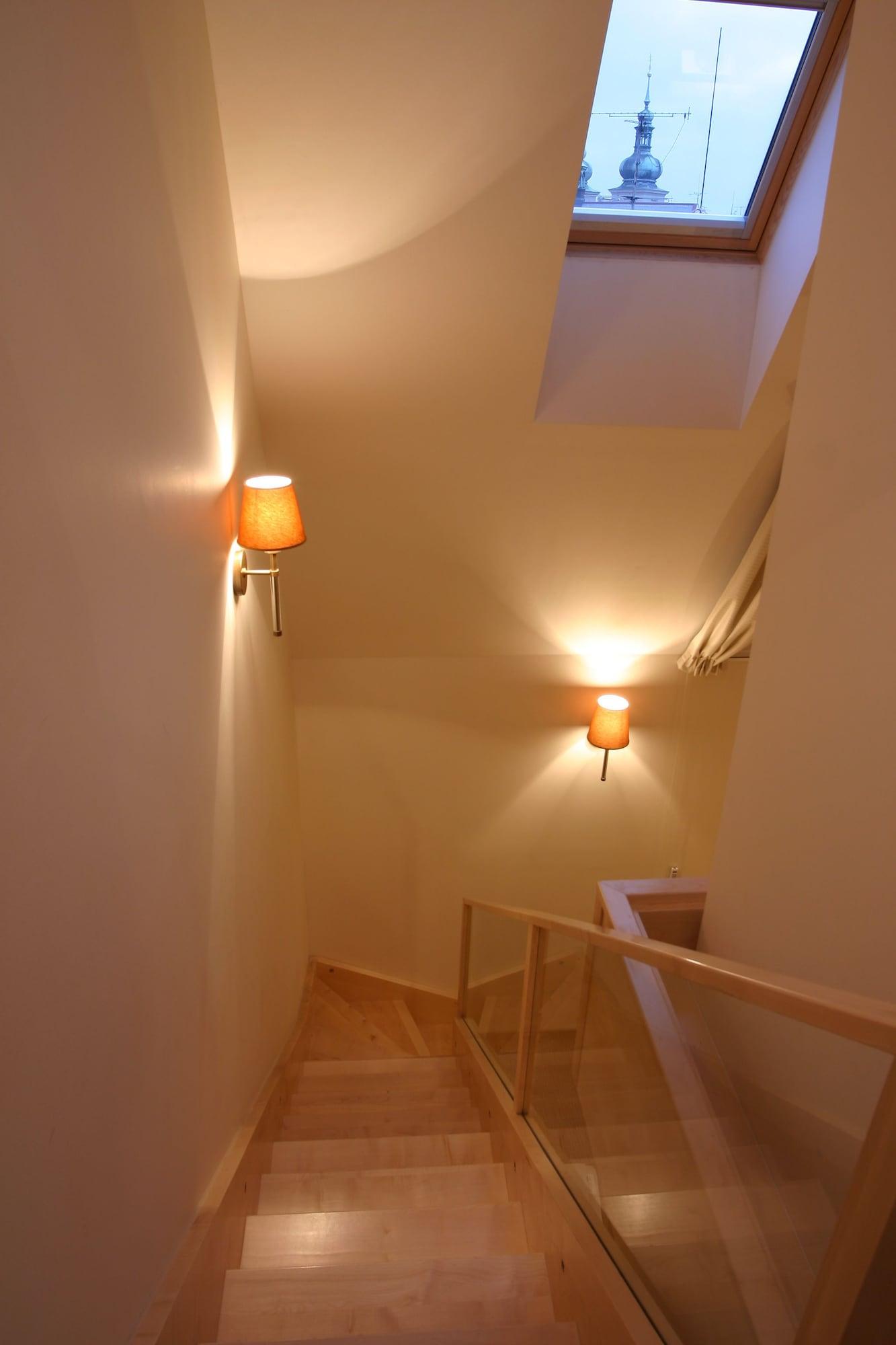 Attic Junior Suite,1209782602:JPEG