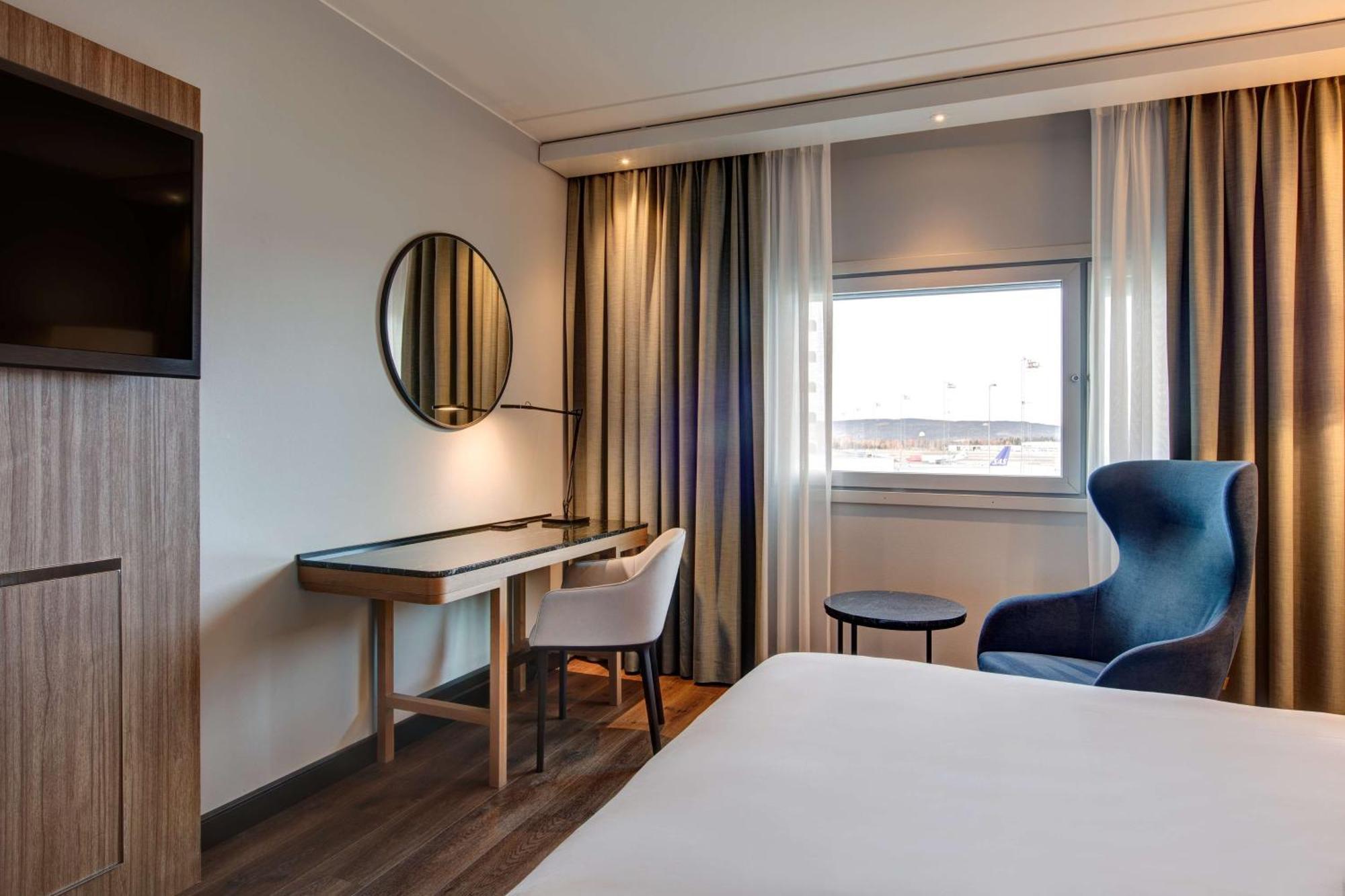 Superior Room Airport View