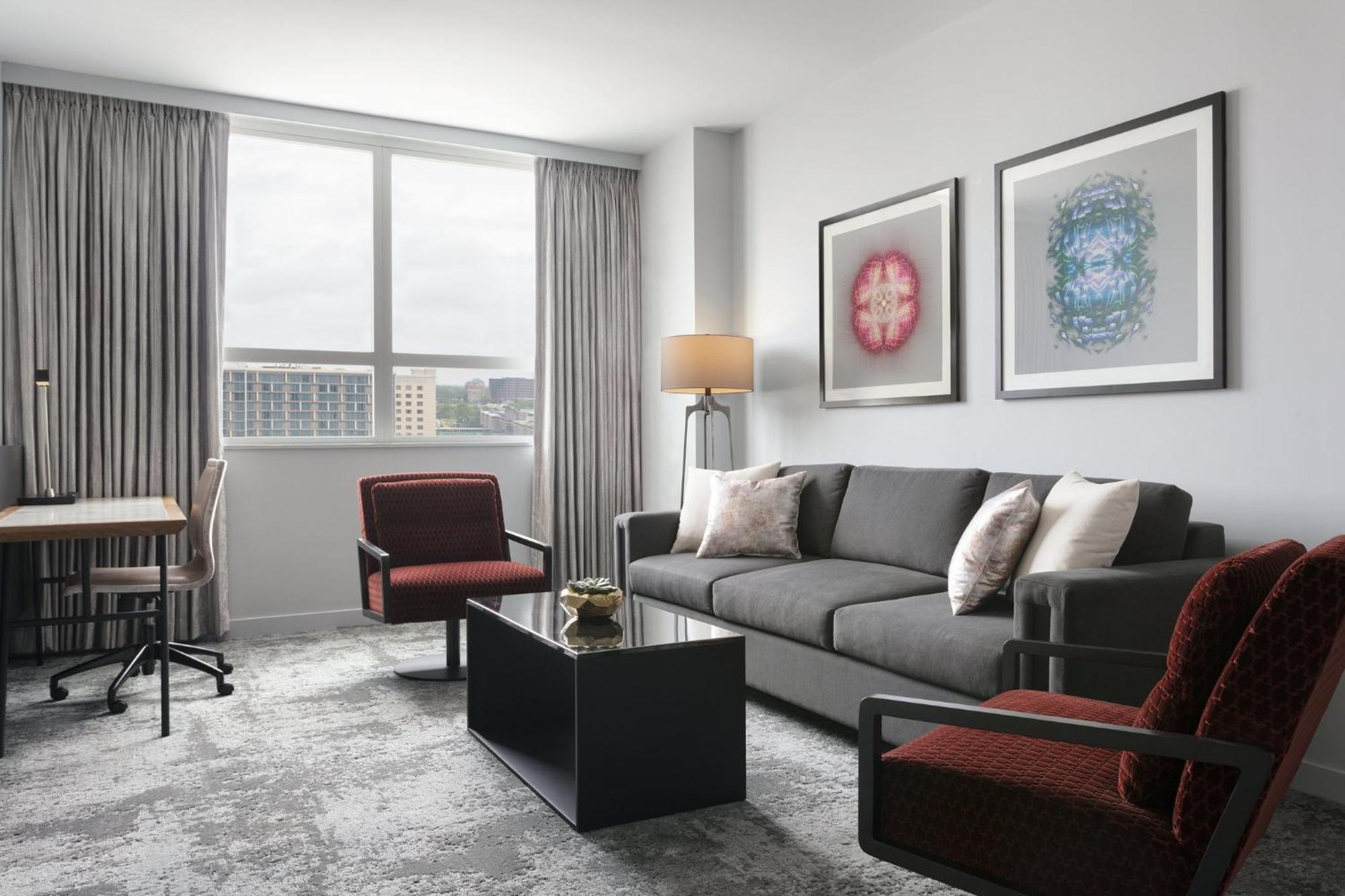 One-Bedroom King Suite