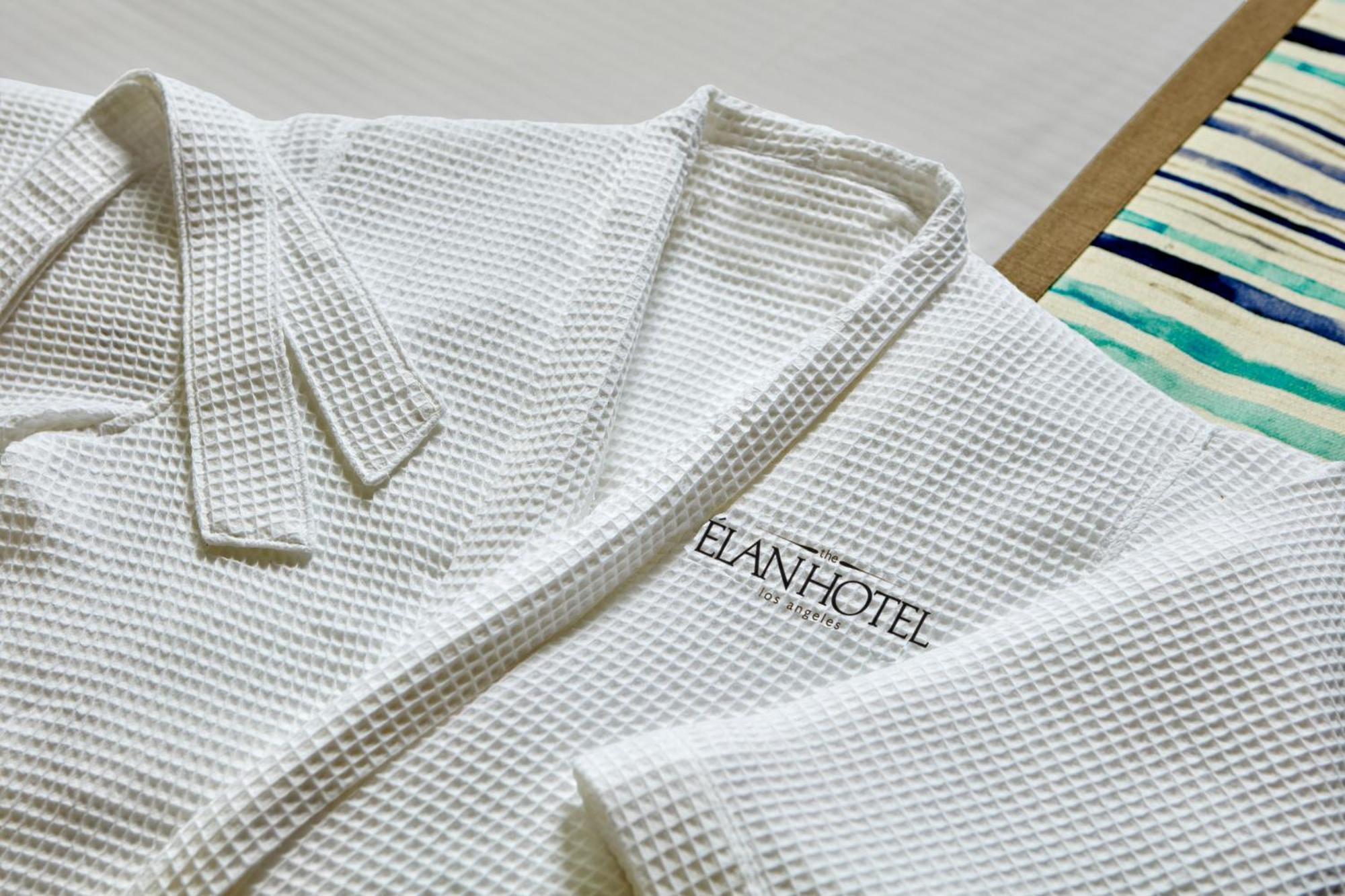 Deluxe Double Room,1705563320:JPEG