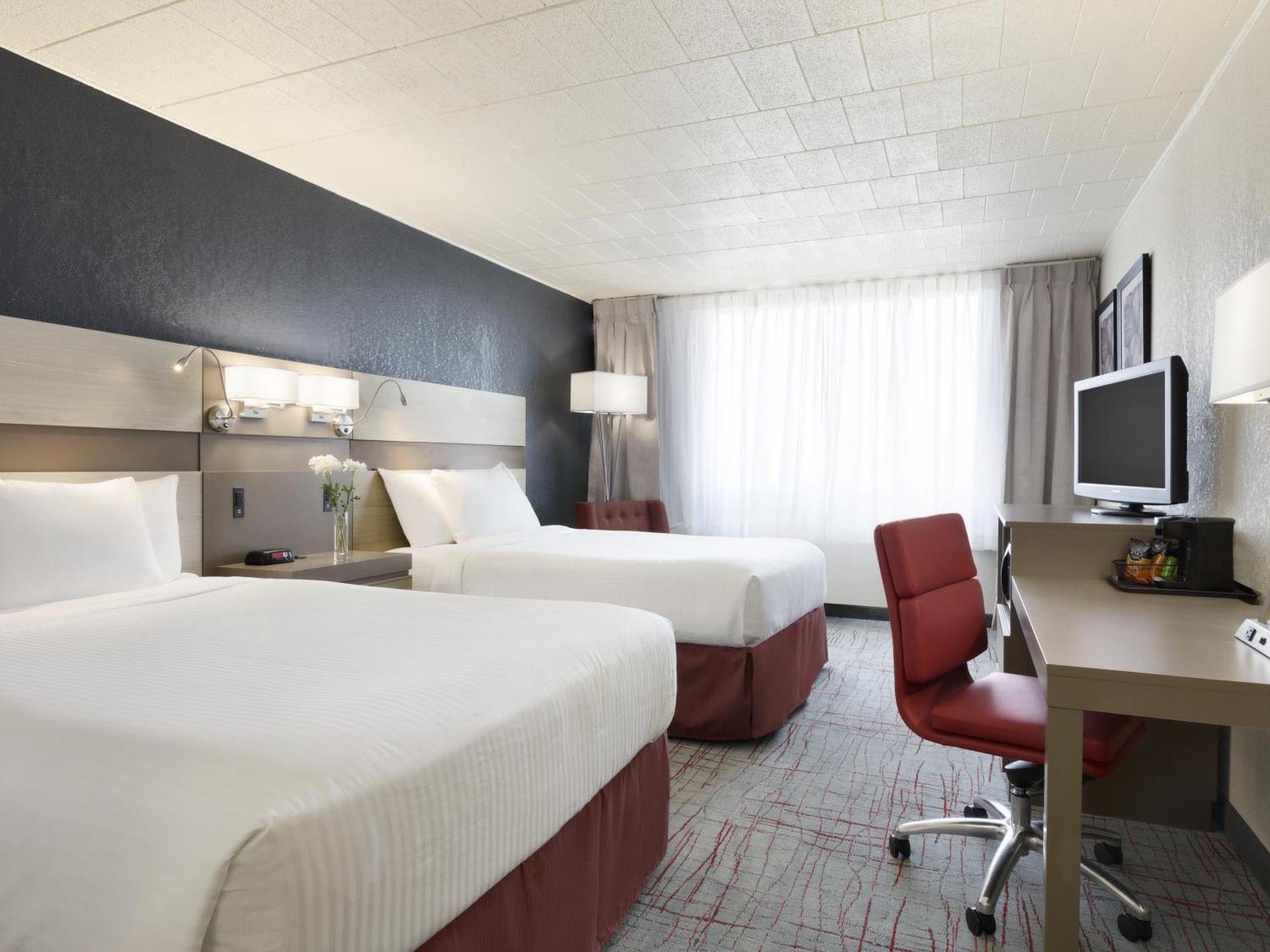 Double Room Two Double Beds Non-Smoking