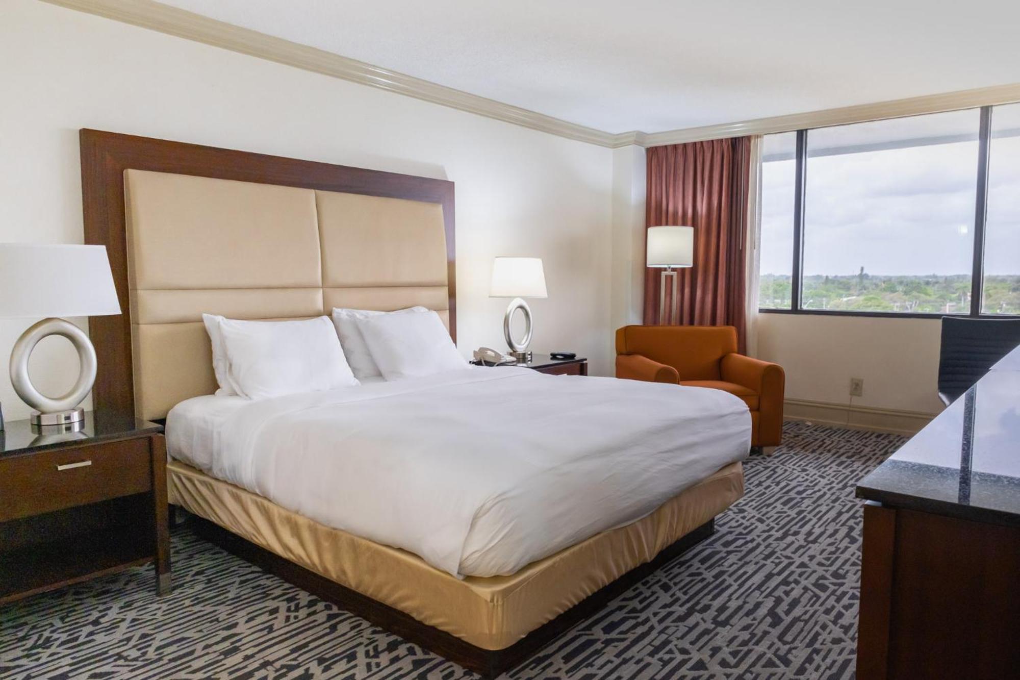 Superior King Room