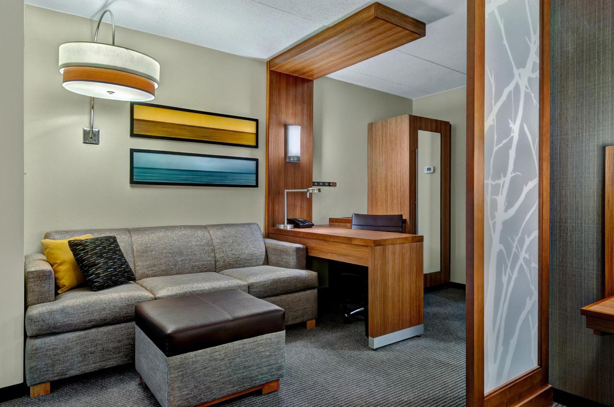 King Room with Sofa Bed,1498949905:JPEG