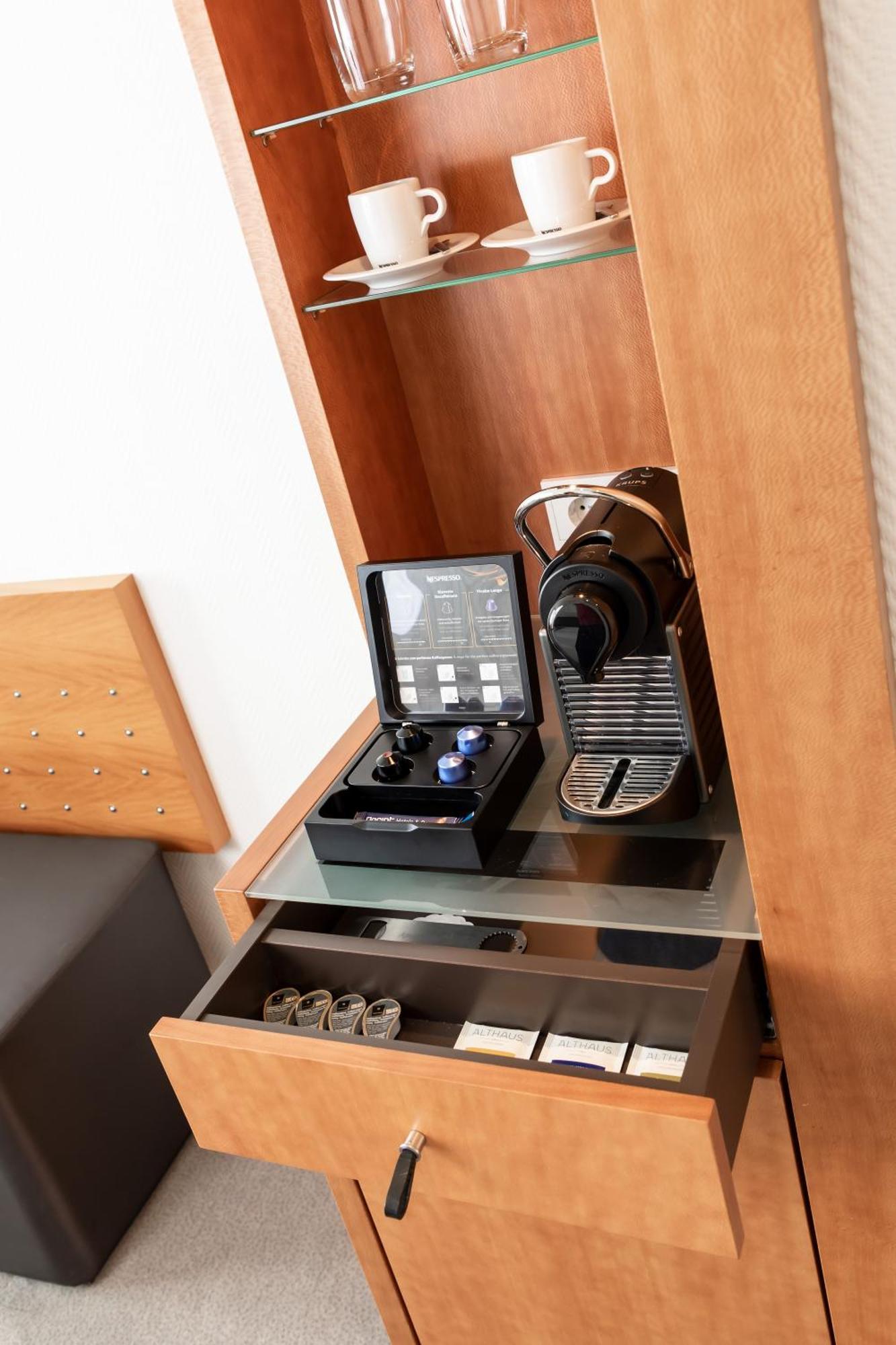 Junior Suite,1212053926:JPEG