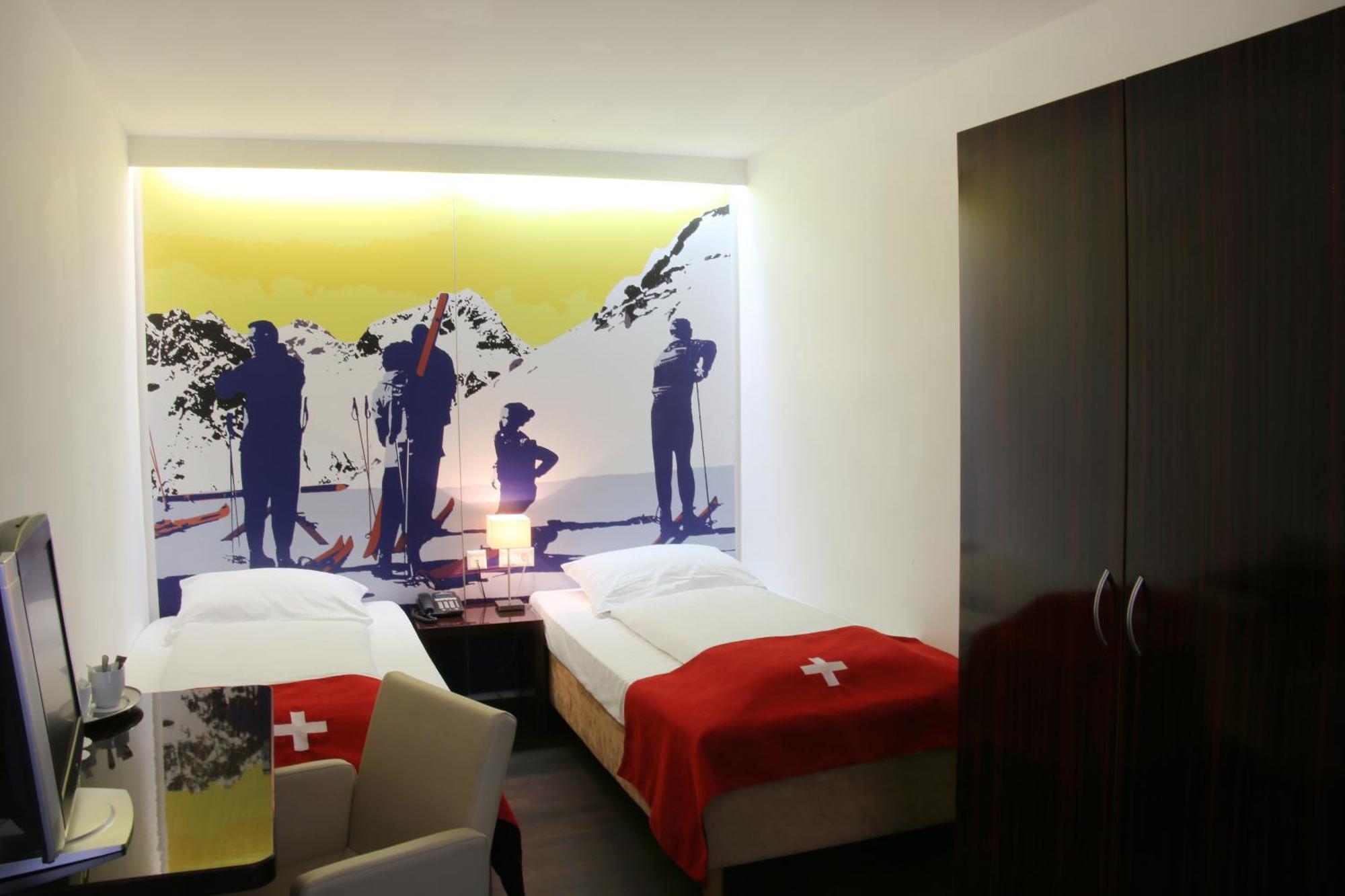 Superior Double Room,1586825877:JPEG