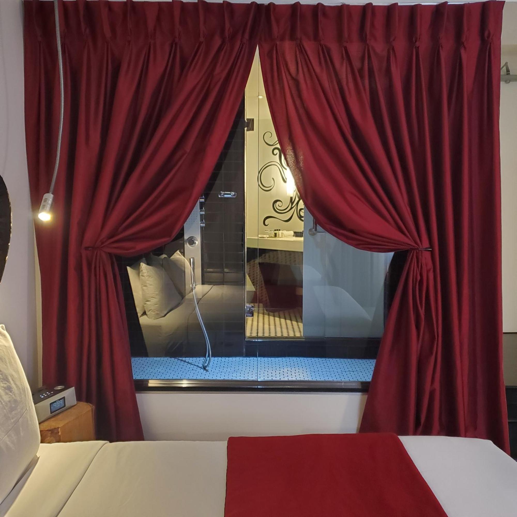 Standard Room Queen or King