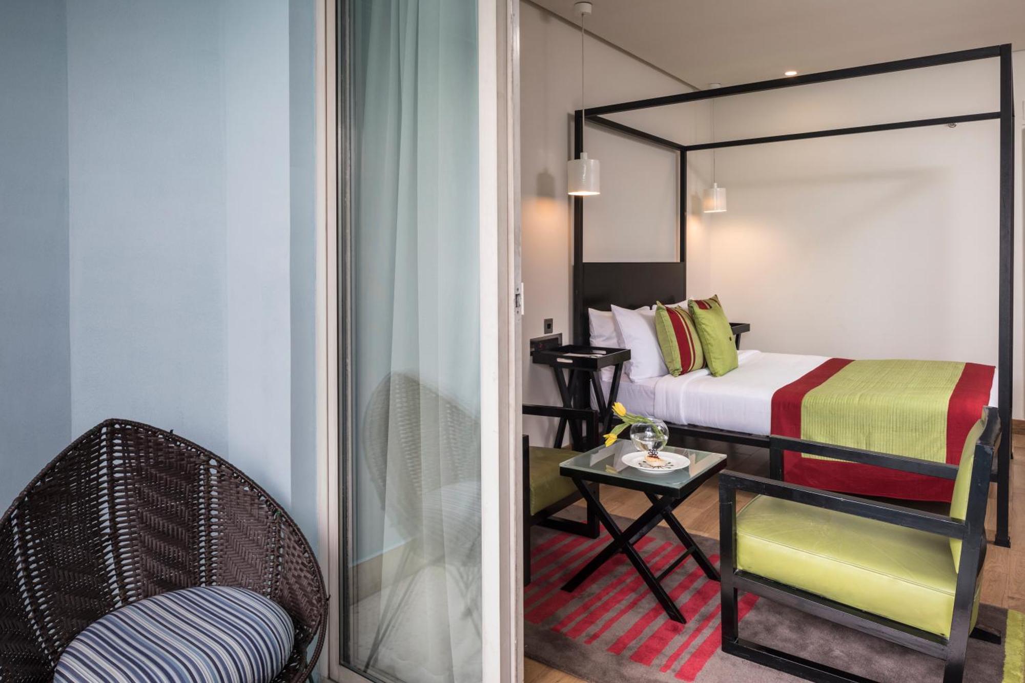 Deluxe Double Room Balcony Deluxe Double Room on F&B Happy Hours 11 on selected beverages from 5 to 9 PmSunday to Friday