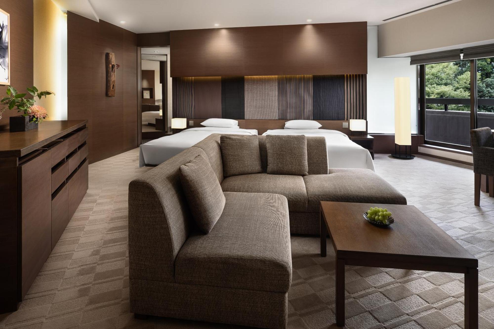 Deluxe Double Room with Two Double Beds and Balcony,1730026634:JPEG