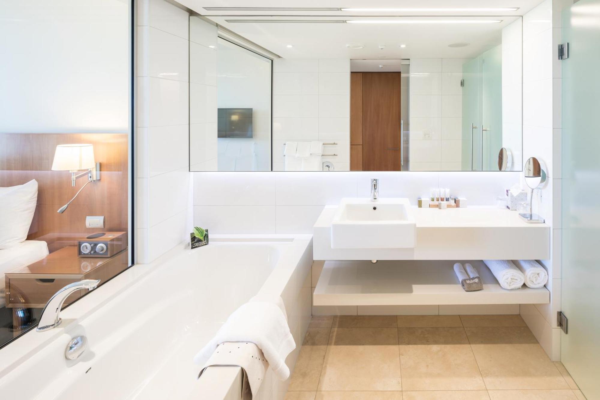 Level King Room