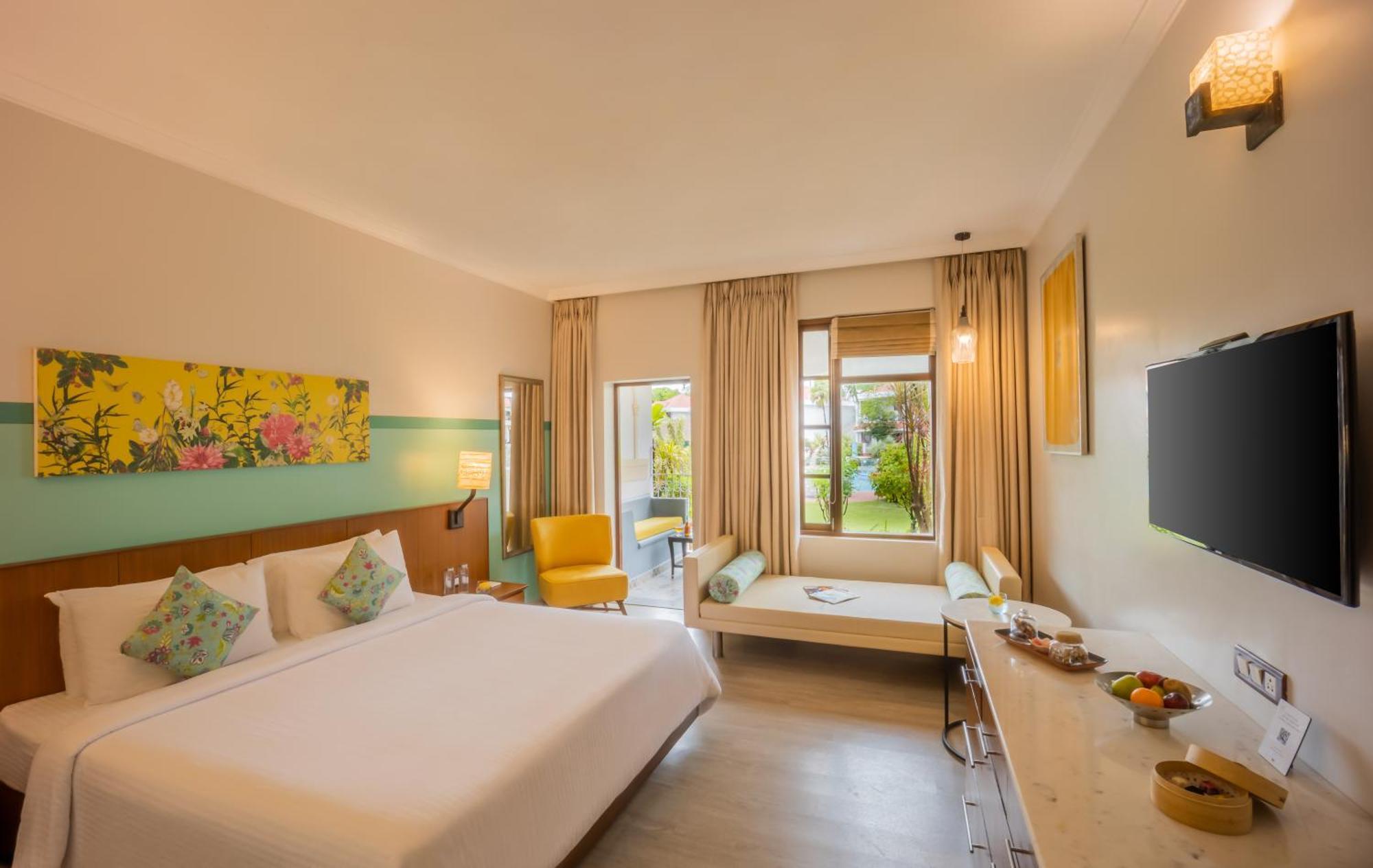 Deluxe Pool Facing Rooms on Food Laundry & Spa,1441804177:JPEG