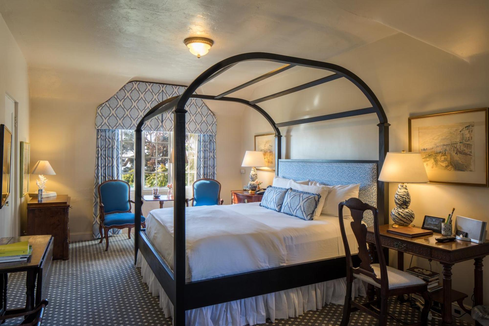Premium King Room