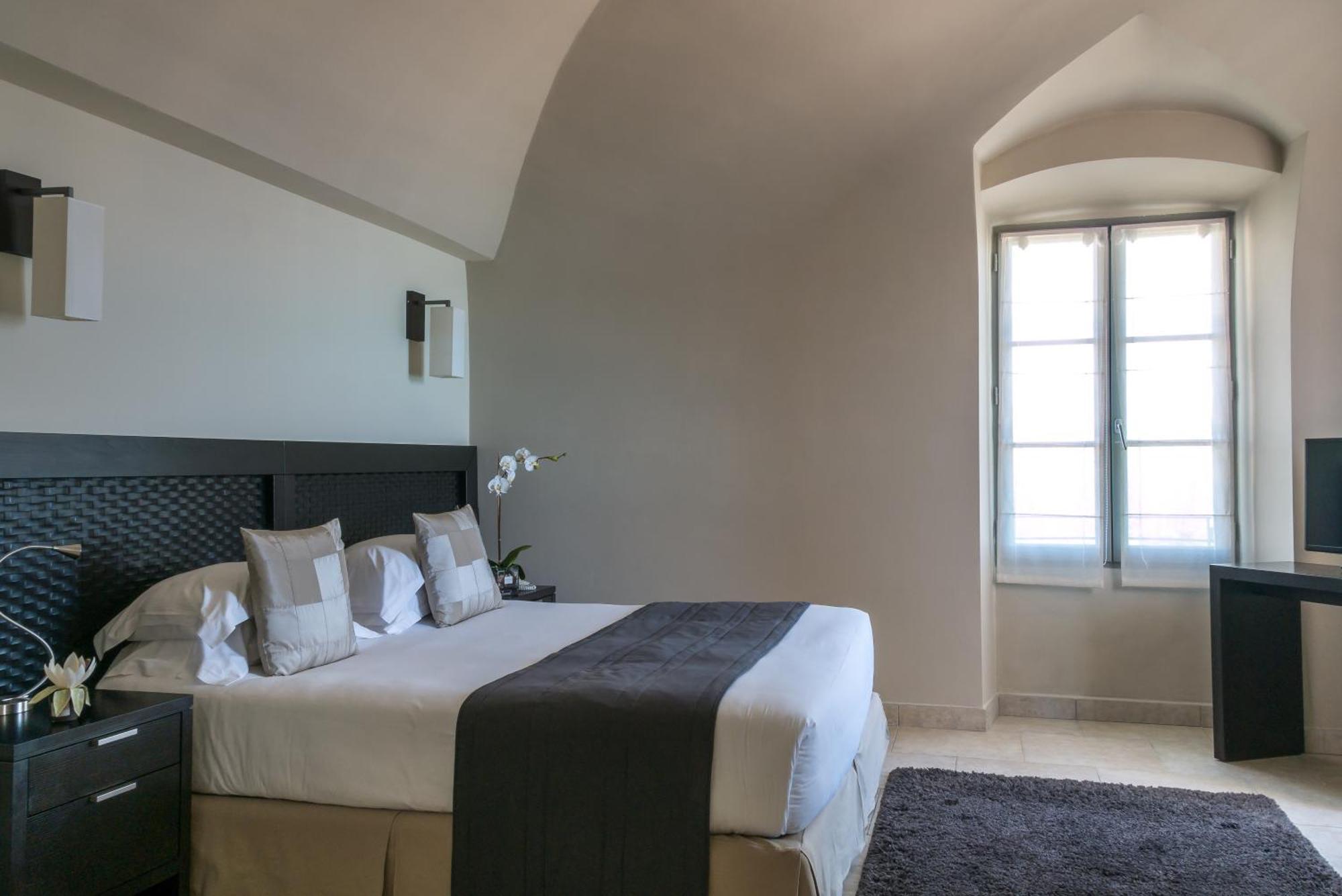 Prestige Suite