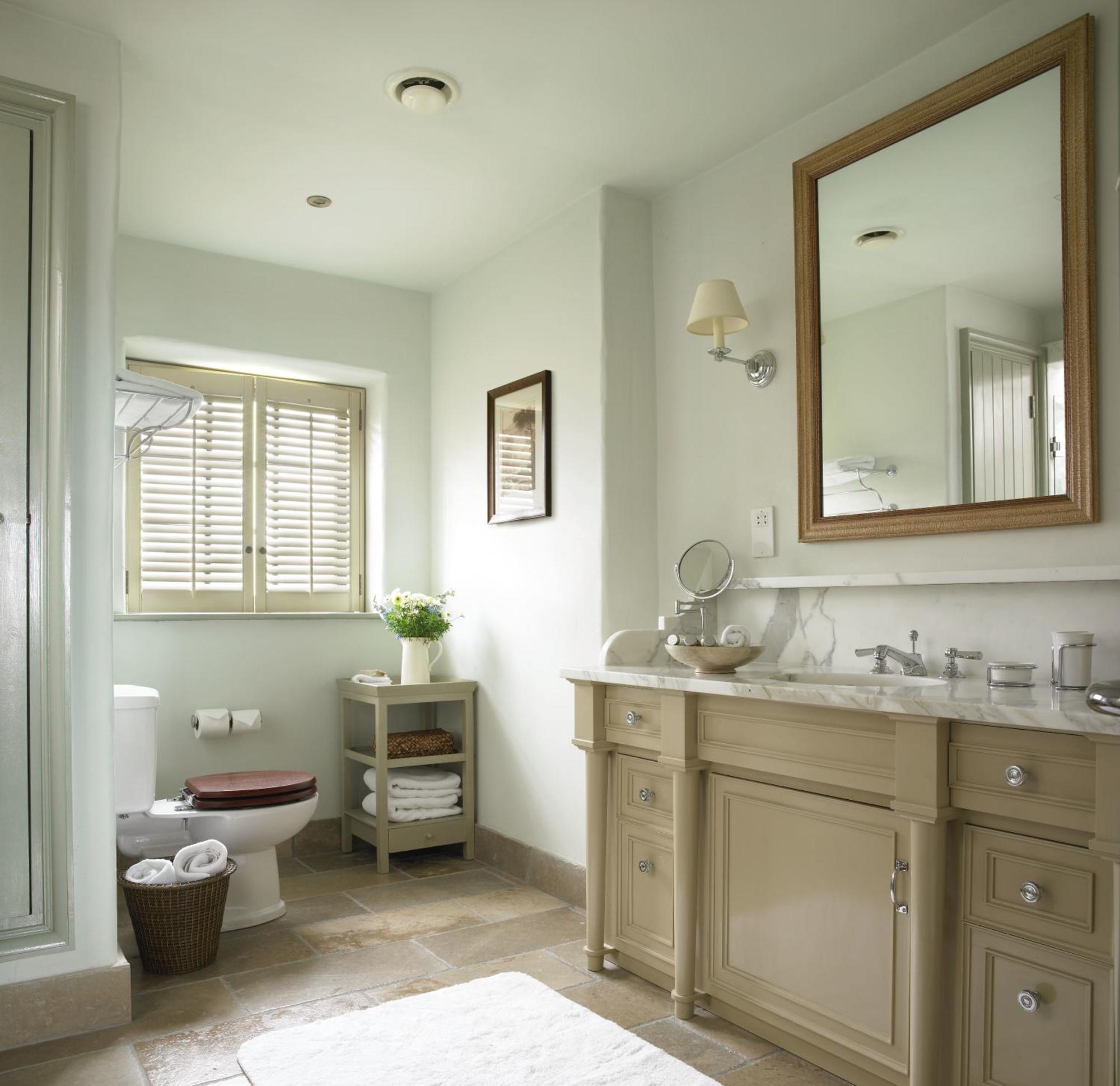 Premier Double Room with Courtyard View