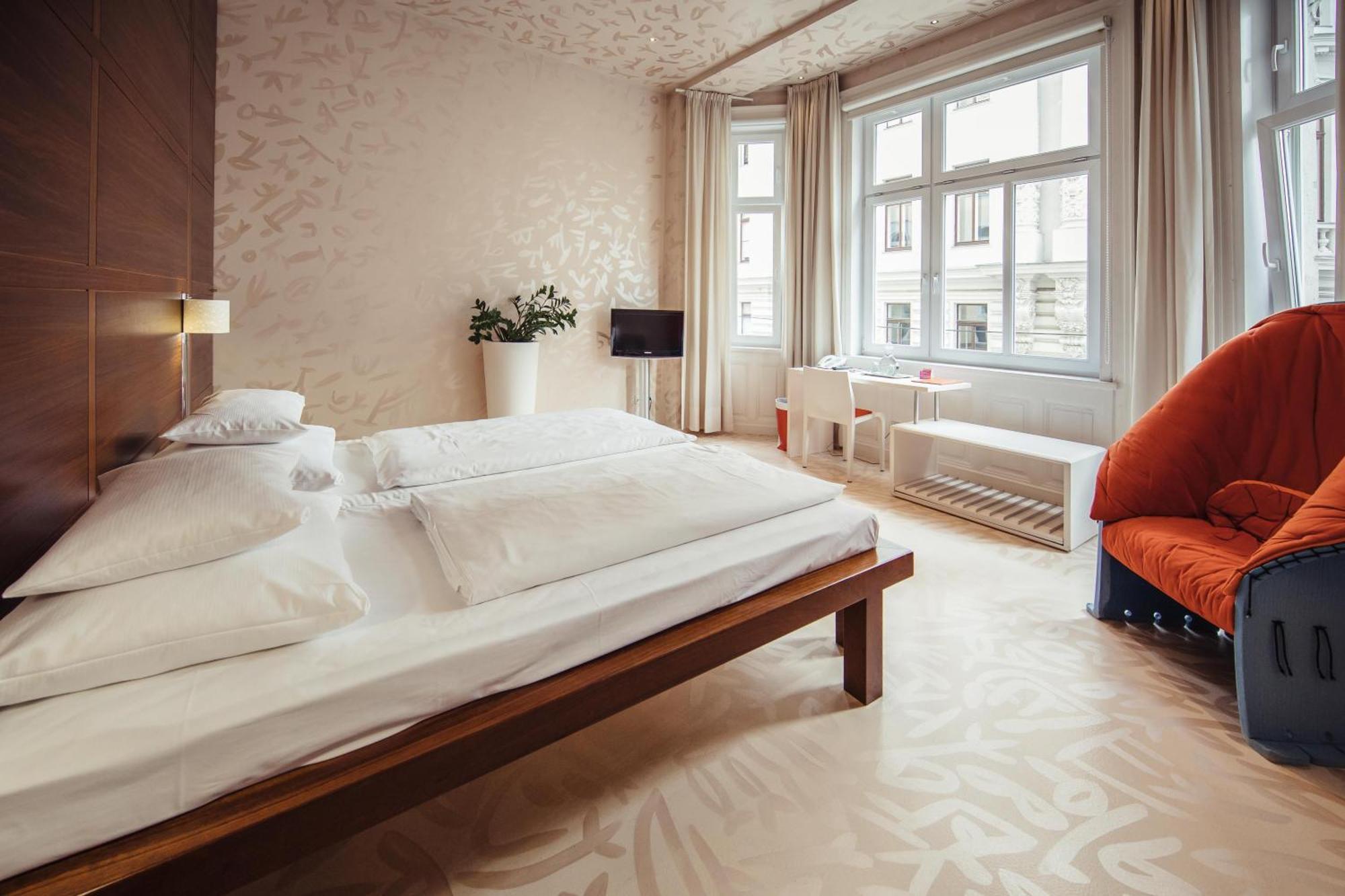 Design Double Room