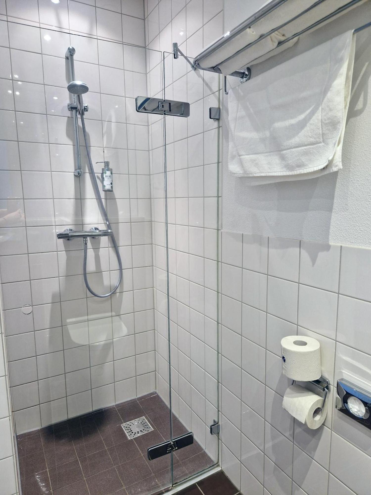 Comfort Double Room with Bath,1280047450:JPEG