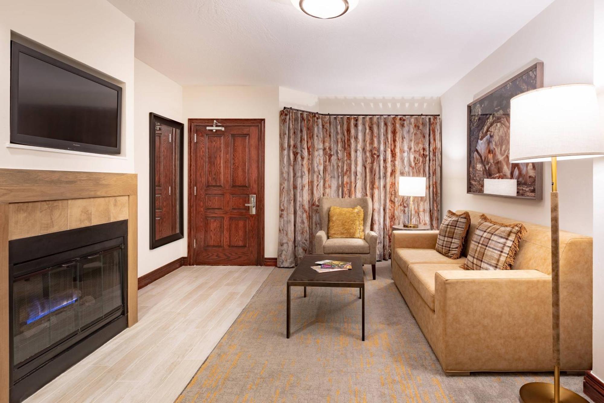 King Room Sofa Bed River View