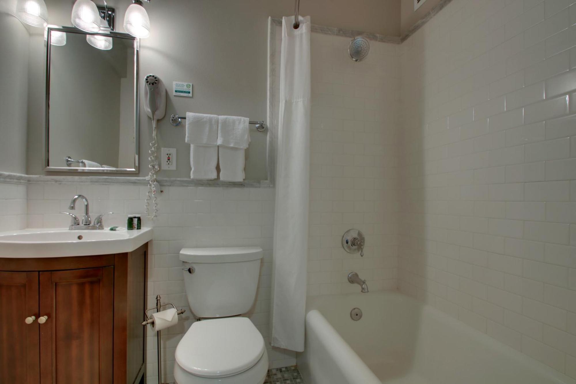 One-Bedroom Suite