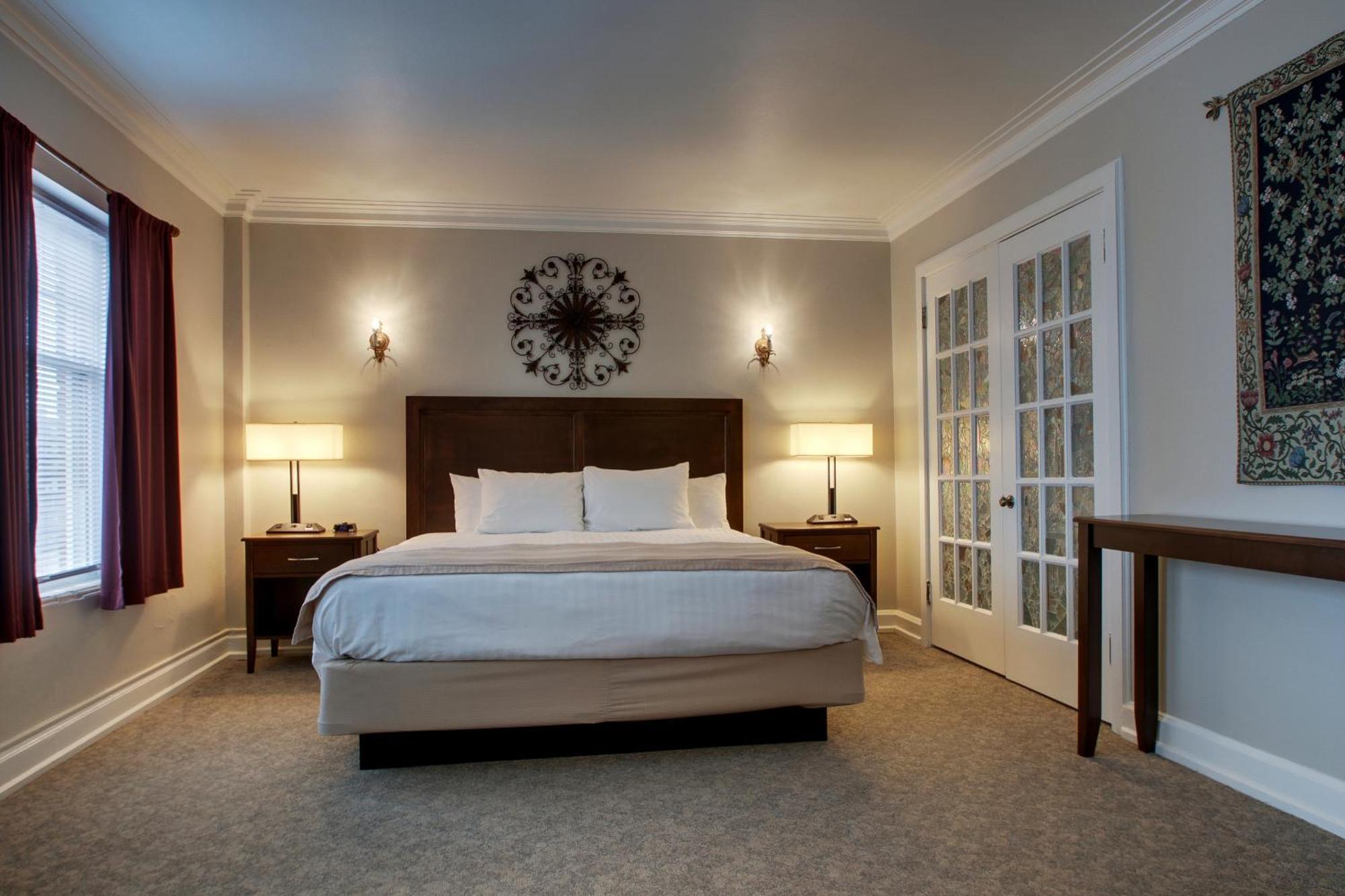 One-Bedroom Suite
