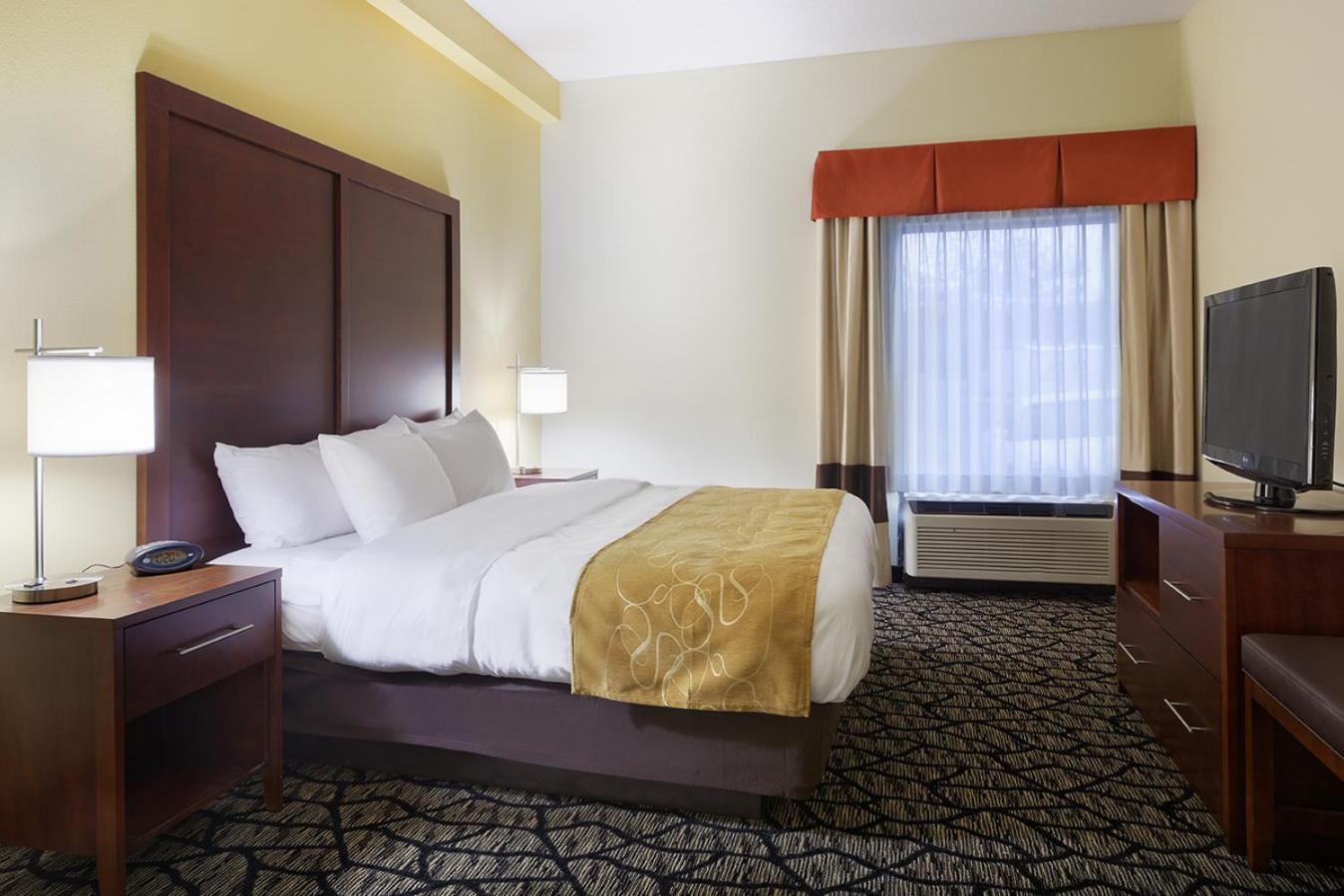 King Suite - Disability Access/Non-Smoking