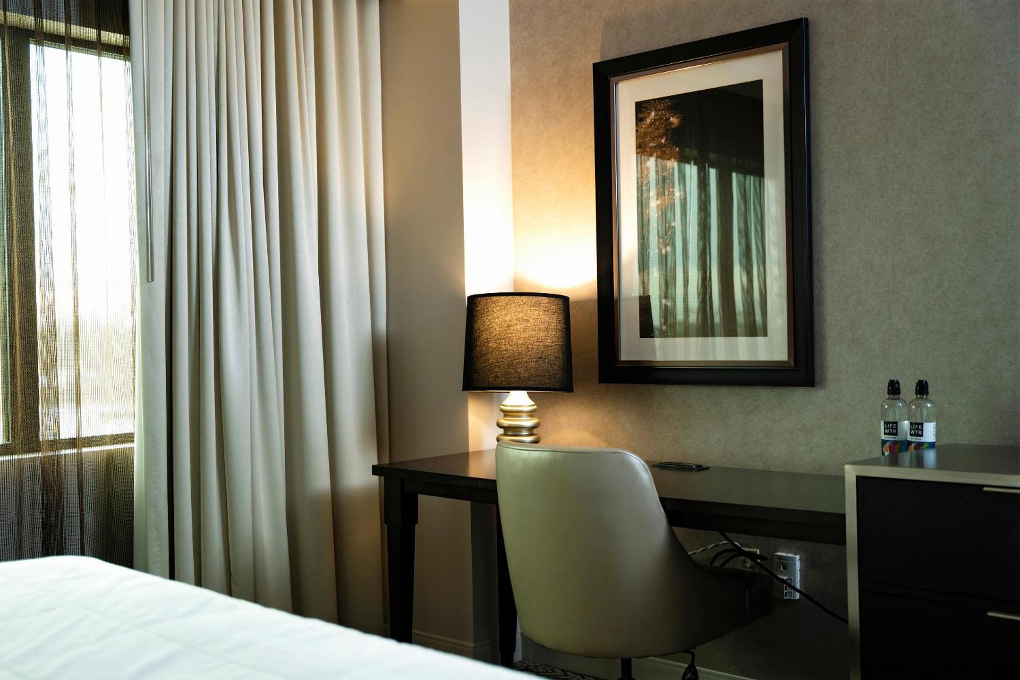 Deluxe Queen Room with Two Queen Beds - Non-Smoking,1218413860:JPEG