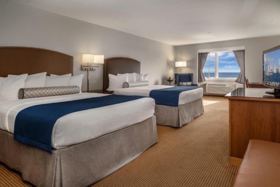 Queen Room Two Queen Beds Water View