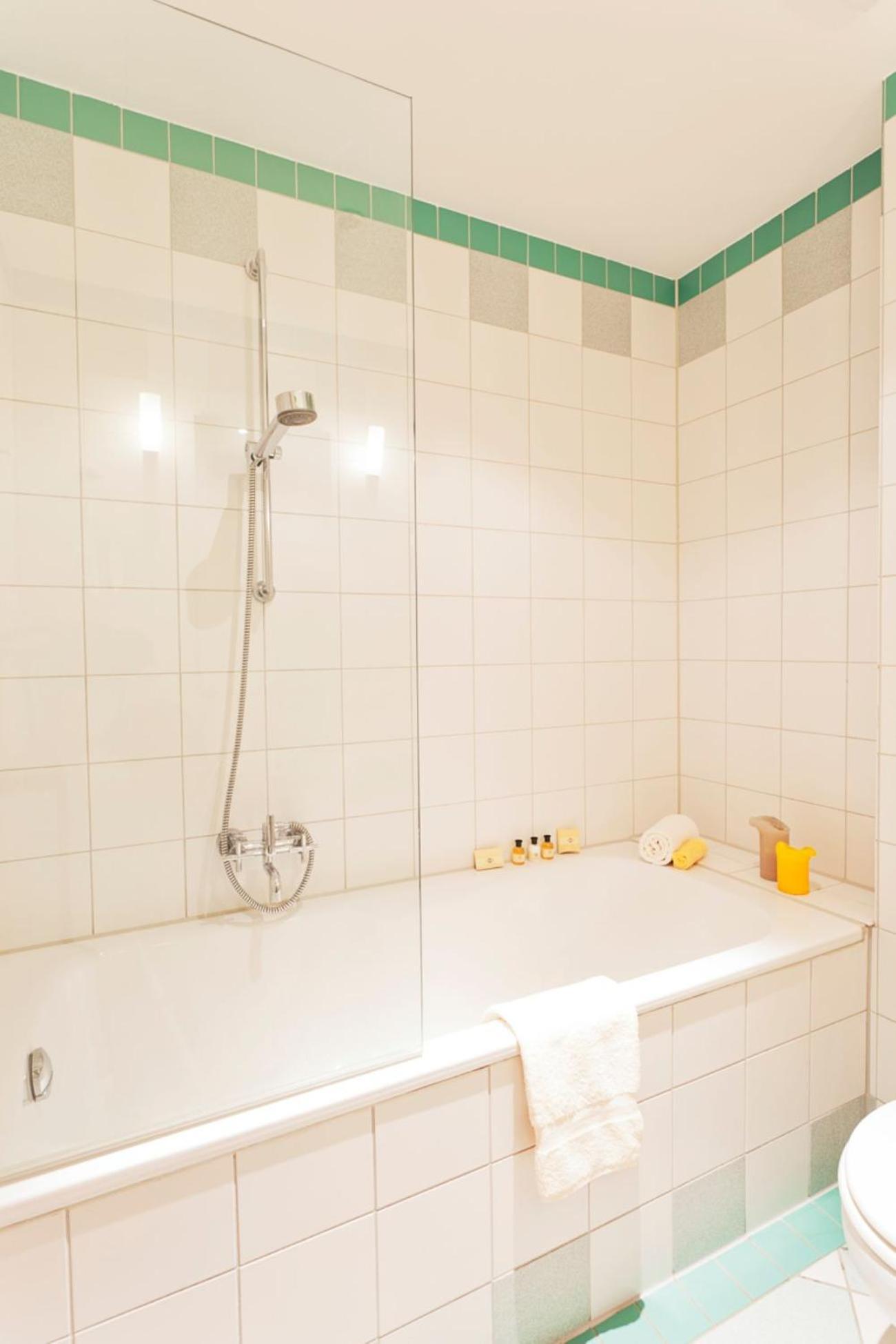 Triple Room,1219182559:JPEG