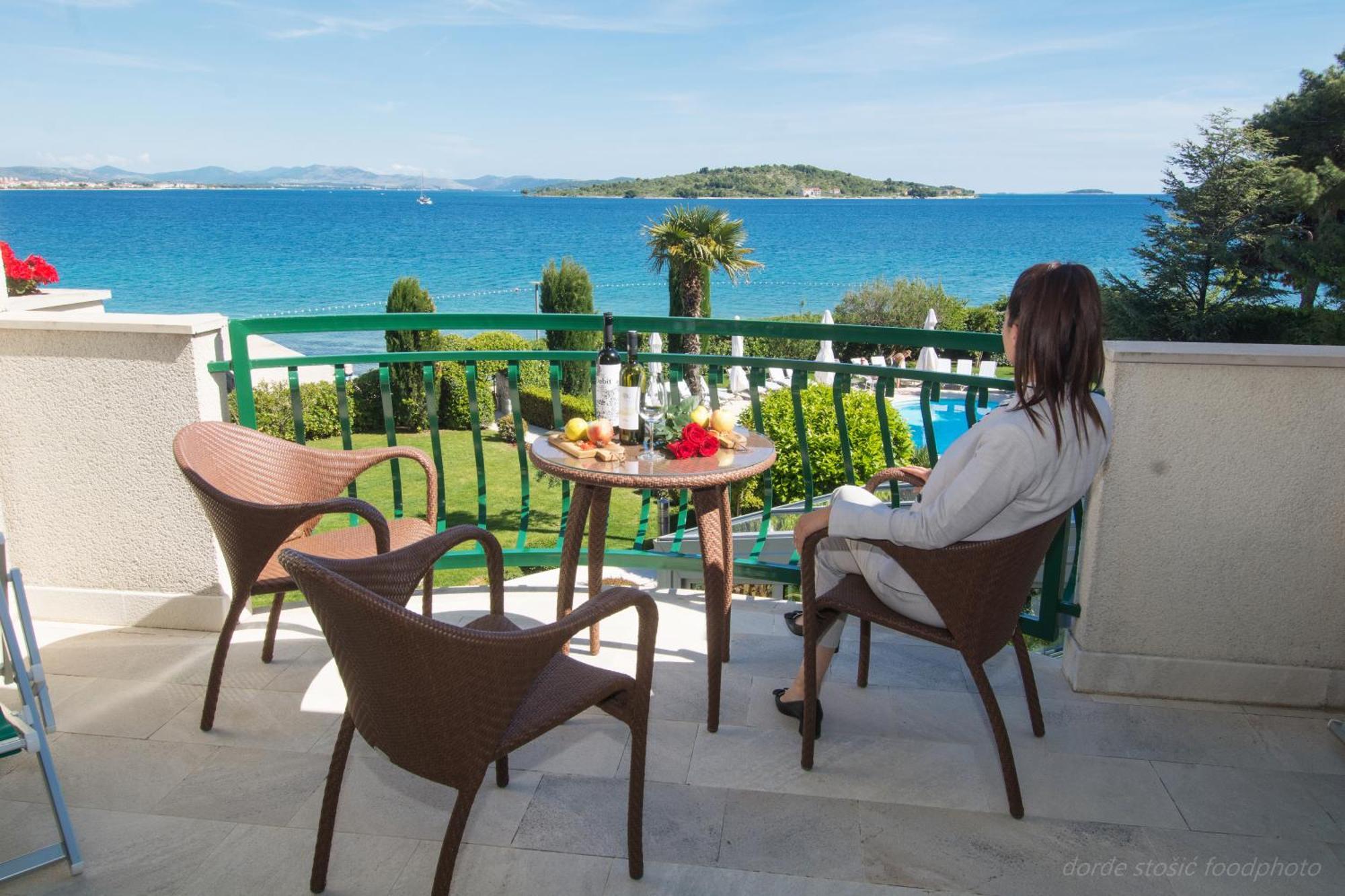 Deluxe Twin room Extra bed Sea view Balcony