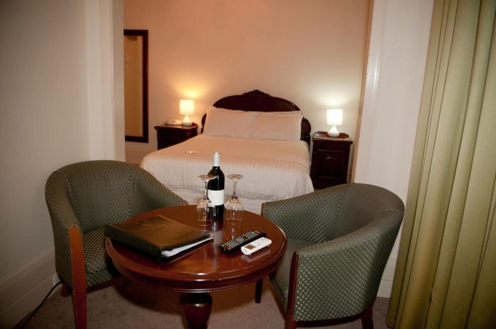 Executive Queen Room