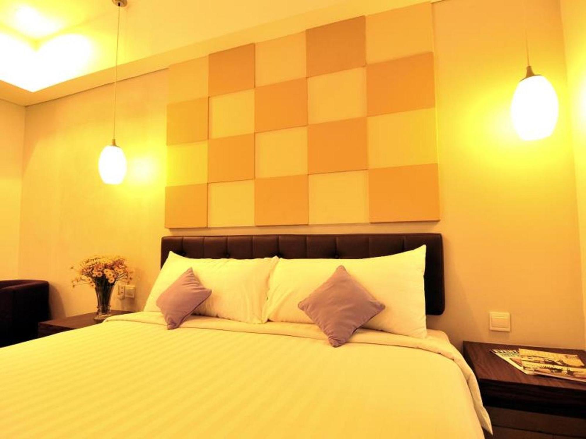 One-Bedroom King Suite with Sofa Bed - Non-Smoking,1499089663:JPEG