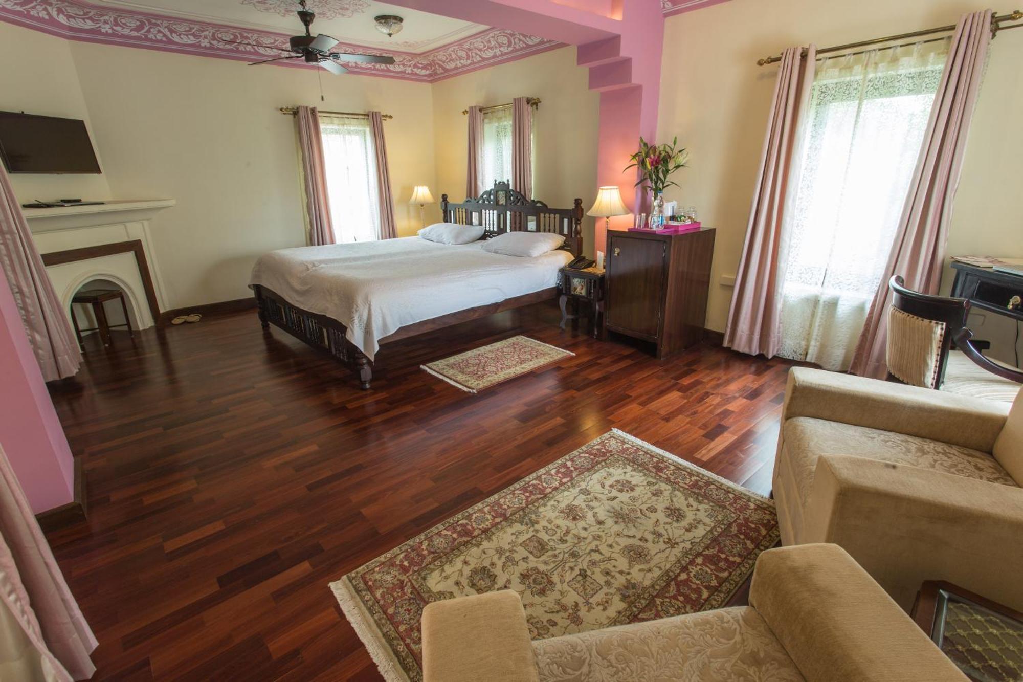Heritage Signature Suite