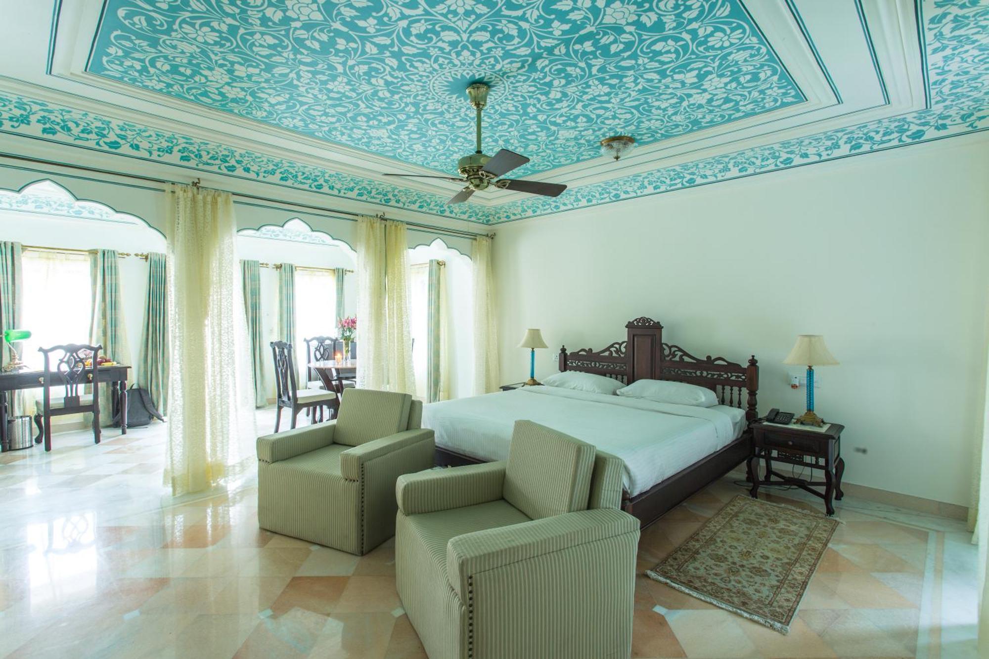 Heritage Signature Suite
