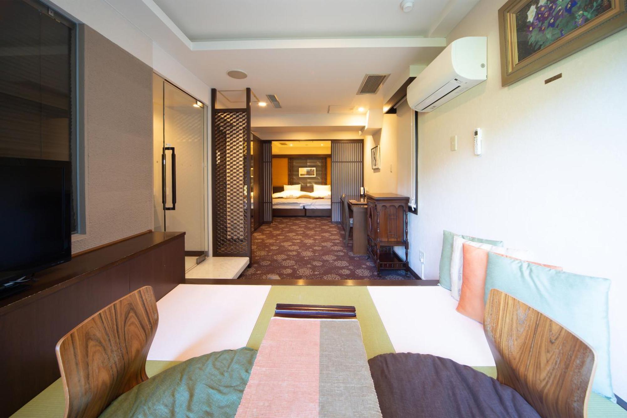 【Room Only or No Meal】Suite Semi Open-Air Cypress Bath or Cypress Bath or Granite Bath