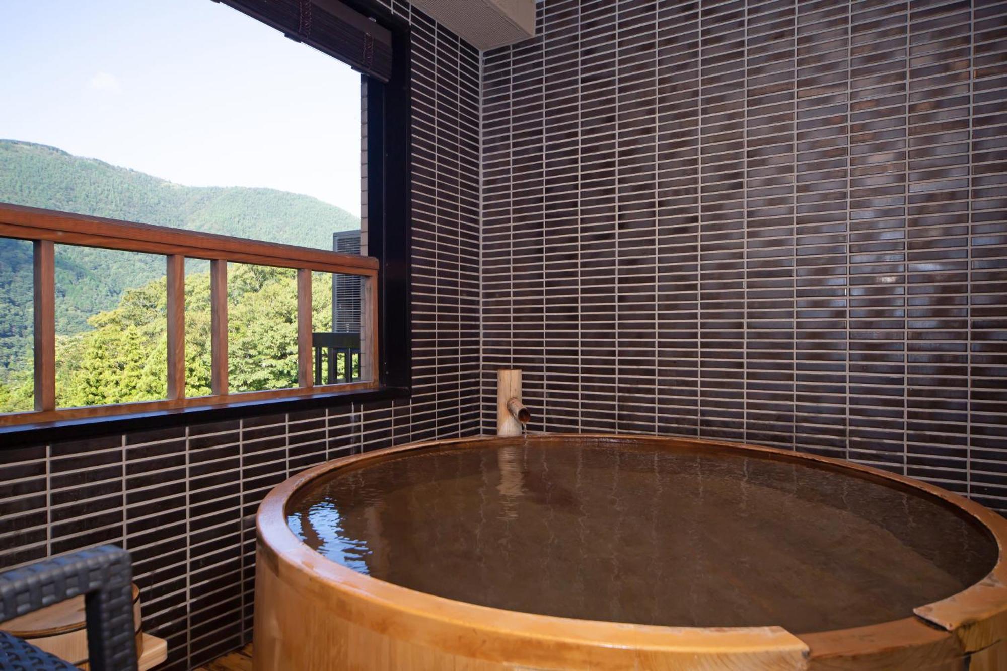 【Room Only or No Meal】Suite Semi Open-Air Cypress Bath or Cypress Bath or Granite Bath