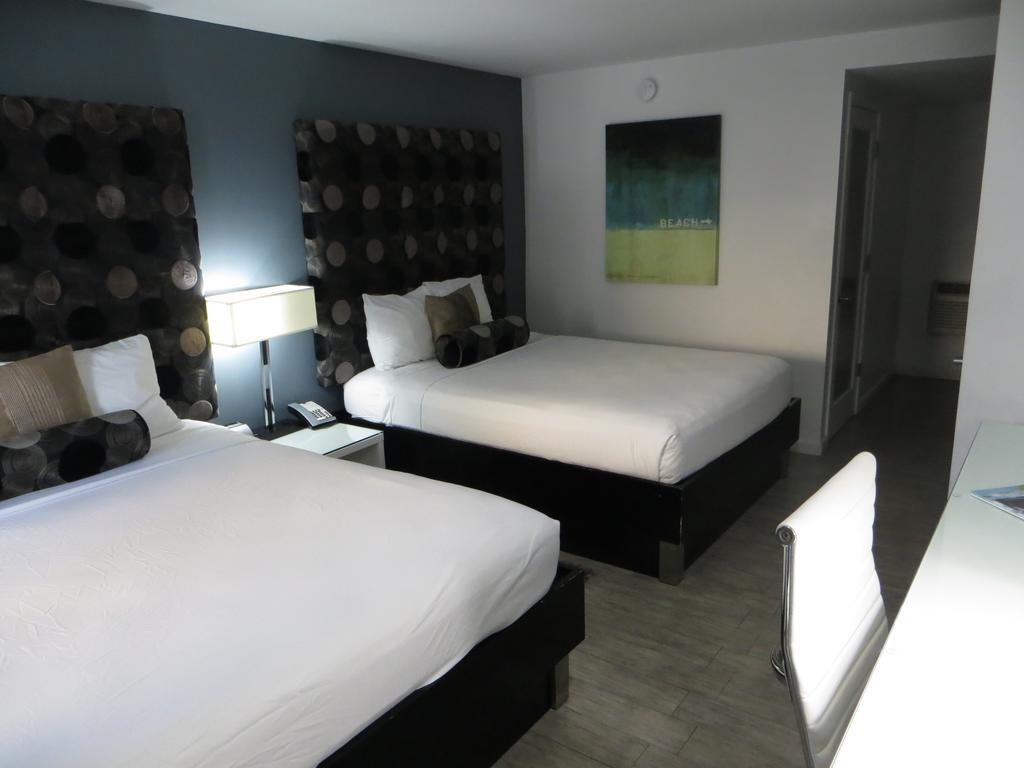 Queen Room Two Queen Beds
