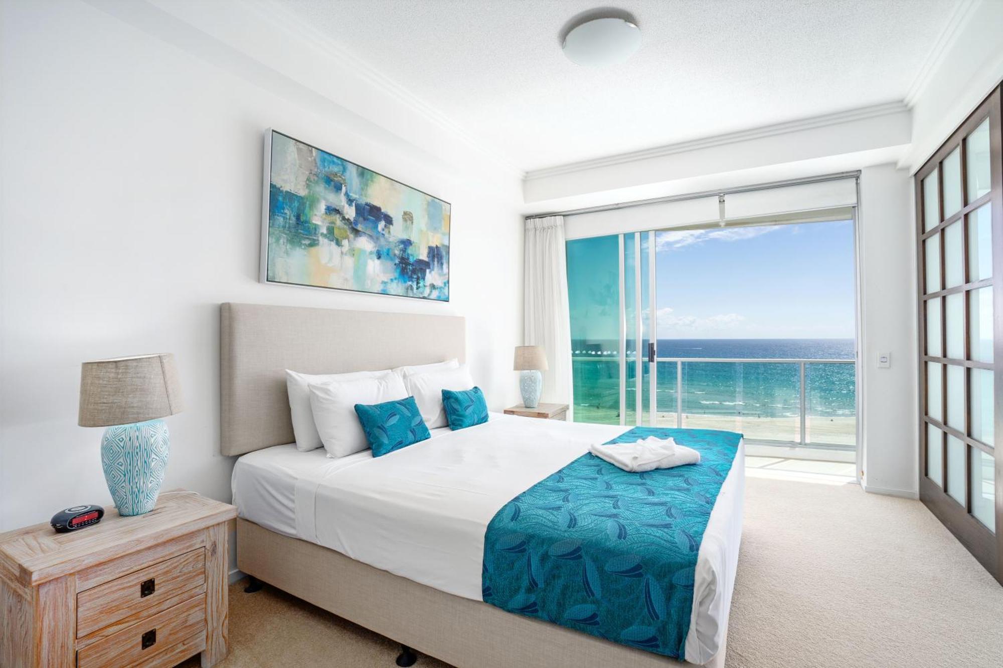 Three-Bedroom Apartment with Ocean View,1227898499:JPEG