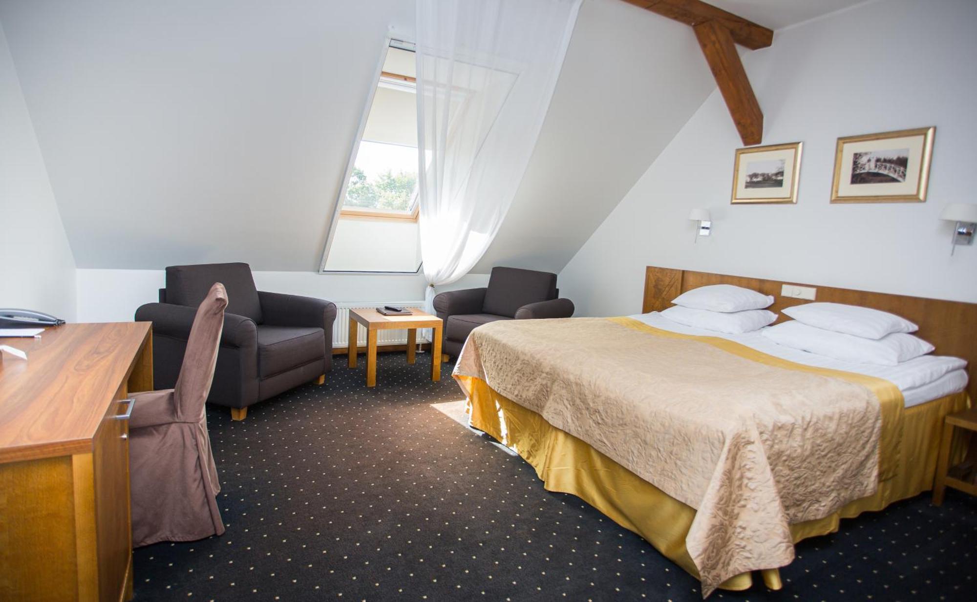 Standard Double or Twin Room visit to Sauna Center