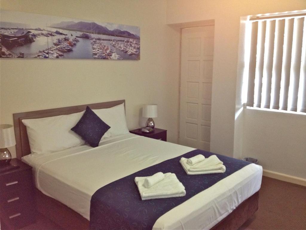 Queen Room,1613675120:JPEG