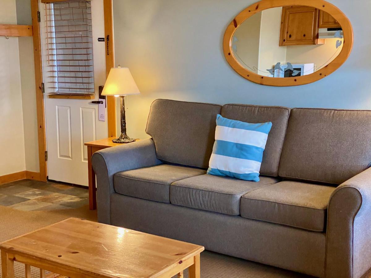 Queen Suite Sofabed 2nd Floor Pets Allowed