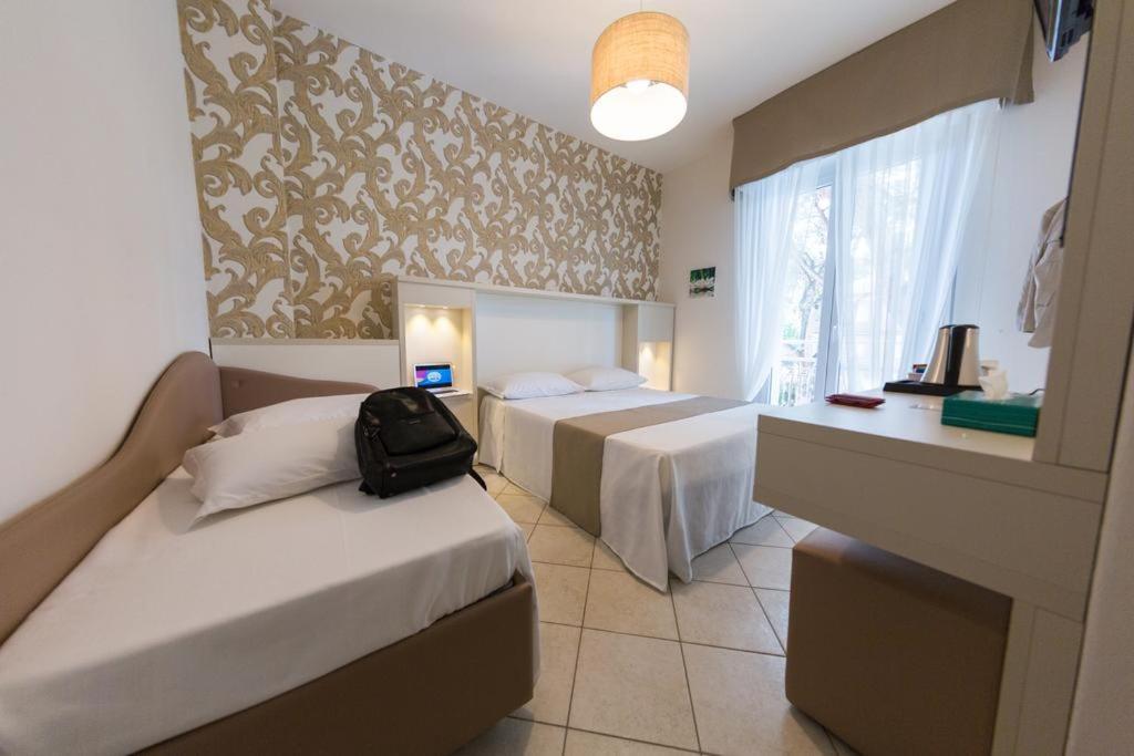 Standard Double Room,696575661:JPEG