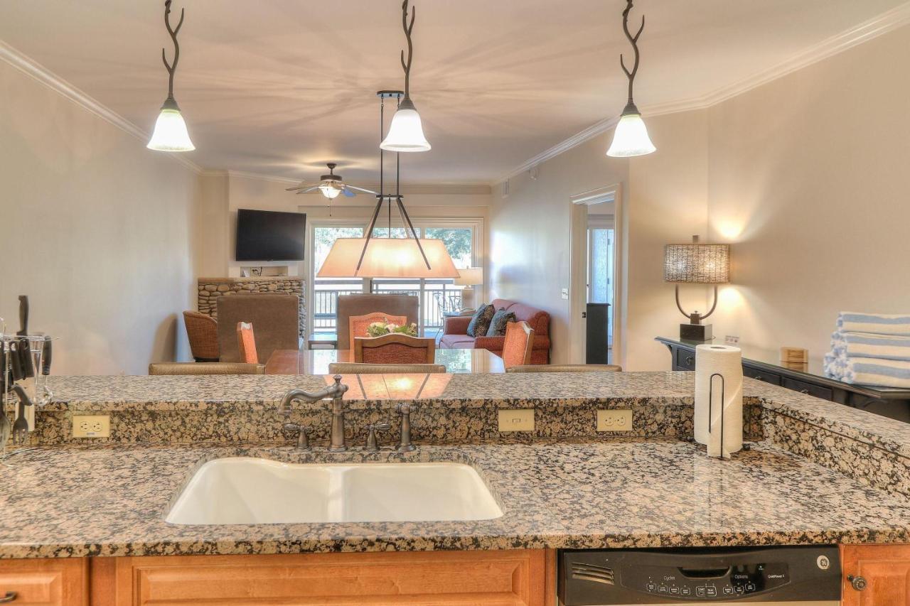 Two Bedroom Condo - One King, Two Twins