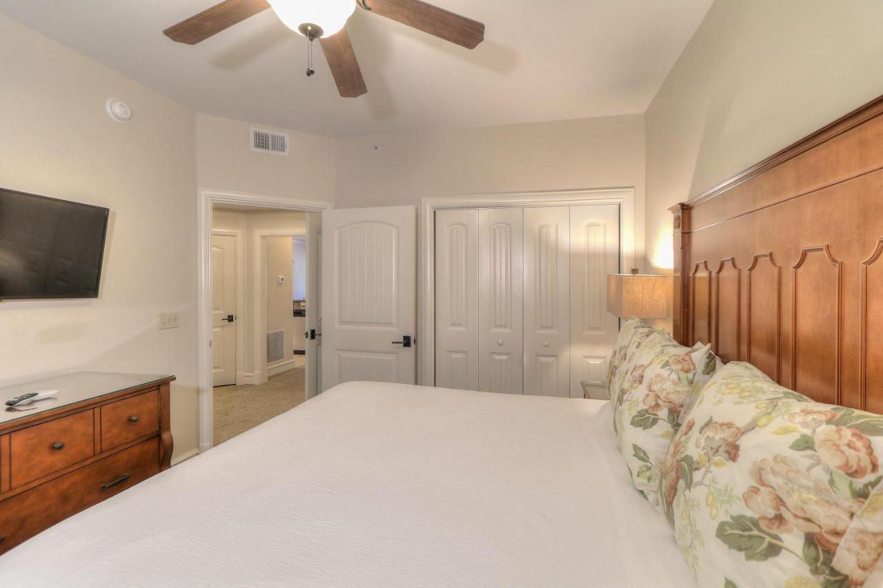 Two Bedroom Condo Two Kings