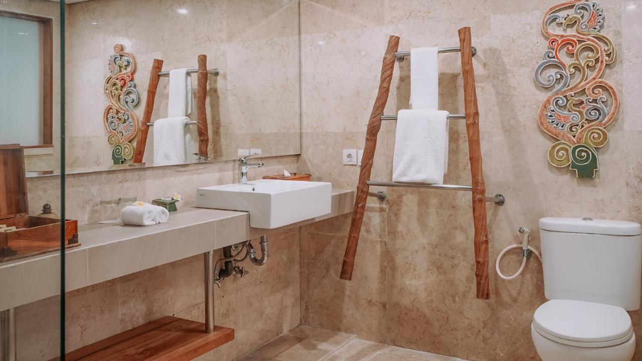 Alam Lanai Room