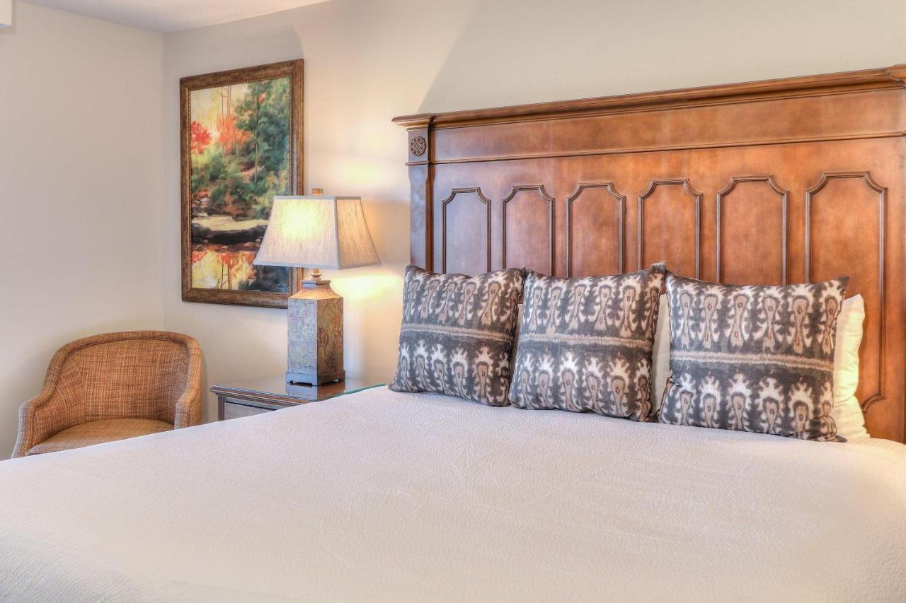 Two Bedroom Condo Two Kings
