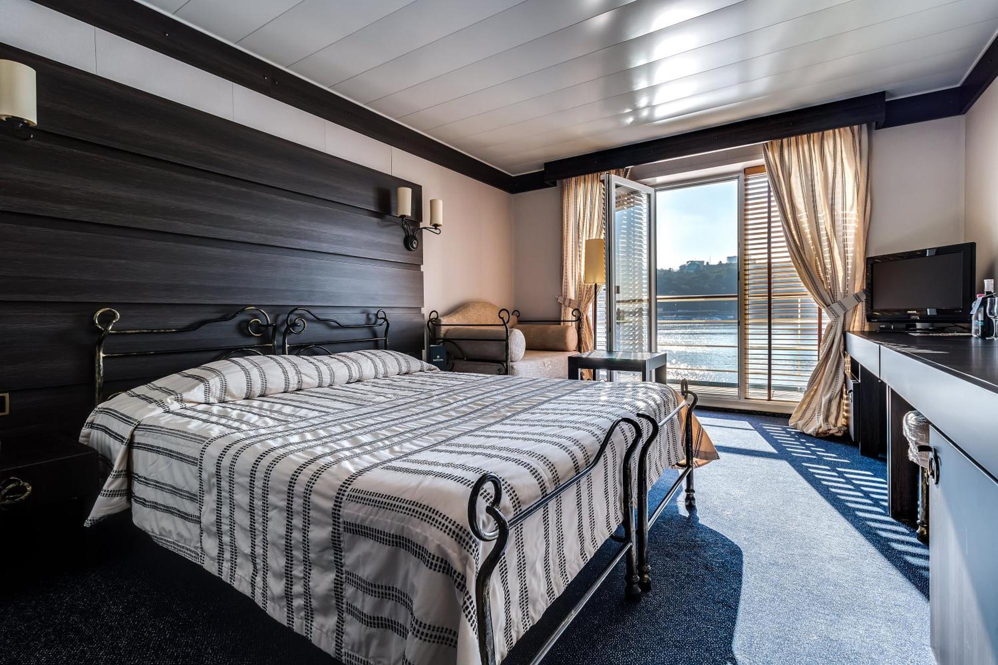 Classic Double Room River View